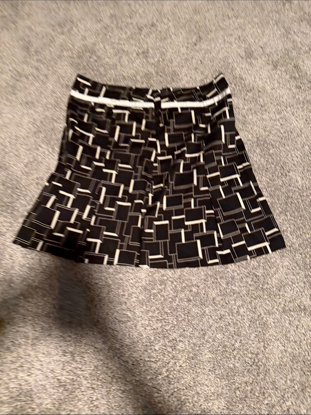Jones New York Black and White Geometric A-Line Skirt